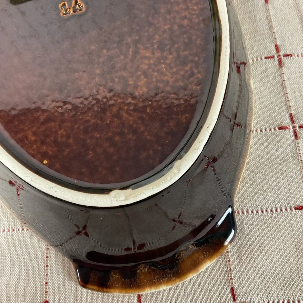Vintage Pfaltzgraff Gourmet Brown Drip Oval Divided Vegetable Bowl / Dish
